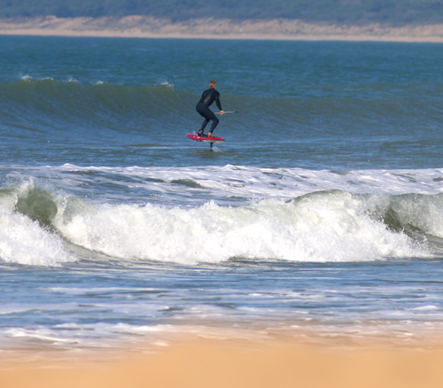 Downwind-SUP-Foil-wave